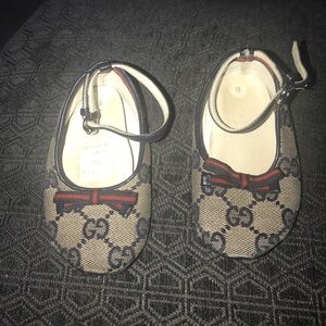 COPY - Gucci baby girl shoes